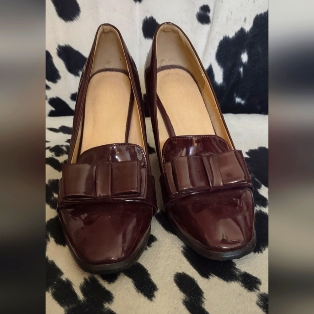 Women's Wine Colored Patent Leather 3 1/2" Chunky Heels